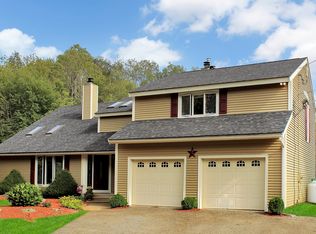 143 Scott Rd, Oakham, MA 01068