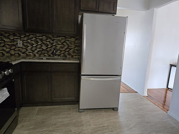 3rd image of 30-33 70th St #3
