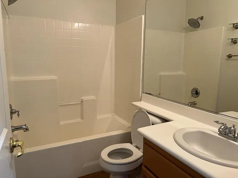 1800 E Lakeshore Dr #504 — Photo 18