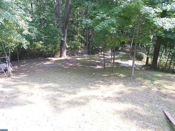 6637110_3