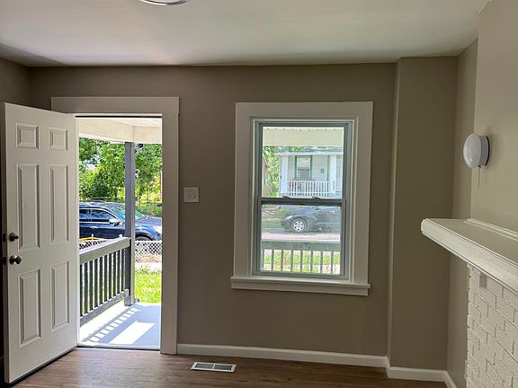 5th image of 1528 Dietzen Ave #2