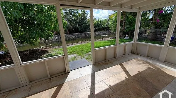 6822 SW 18th Ct — Photo 20