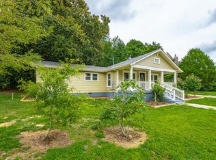 708 McLemore St, La Fayette, GA 30728