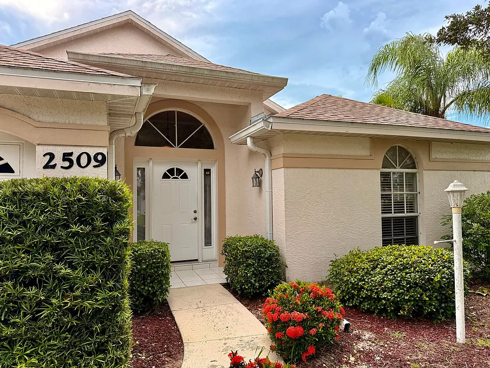 2509 6th Ct E