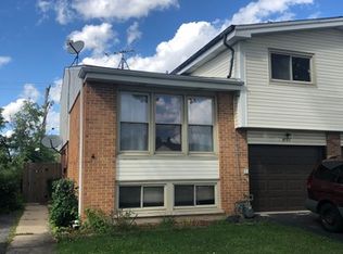 9258 Barberry Ln #0, Des Plaines, IL 60016