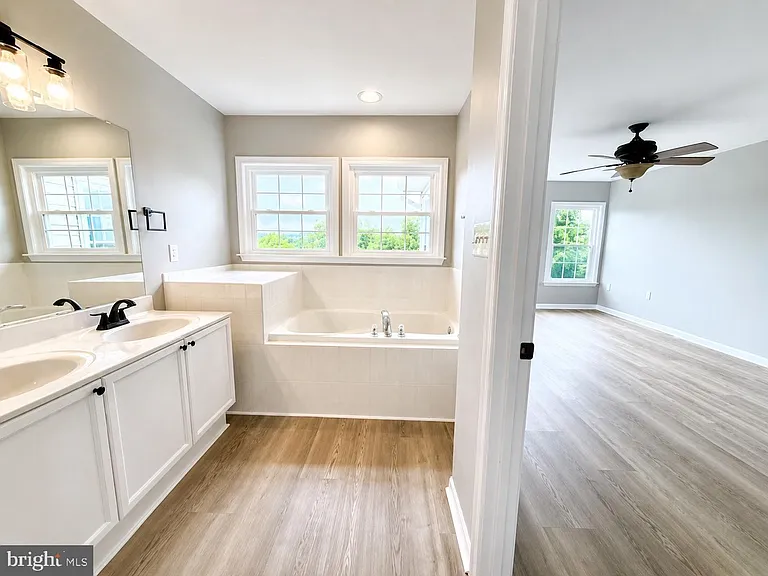 20 Dunlap Dr — Photo 26