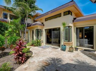 6744 Pelican Bay Blvd, Naples, FL 34108