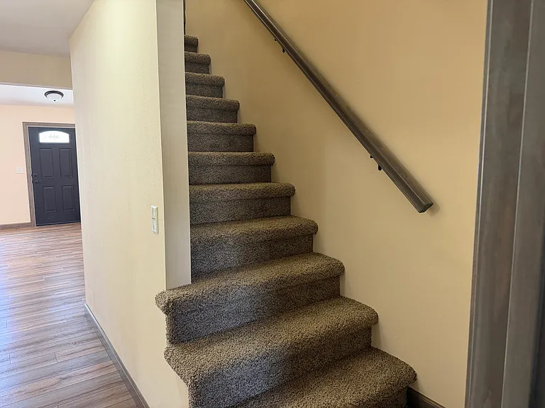 526 Gillham St — Photo 14
