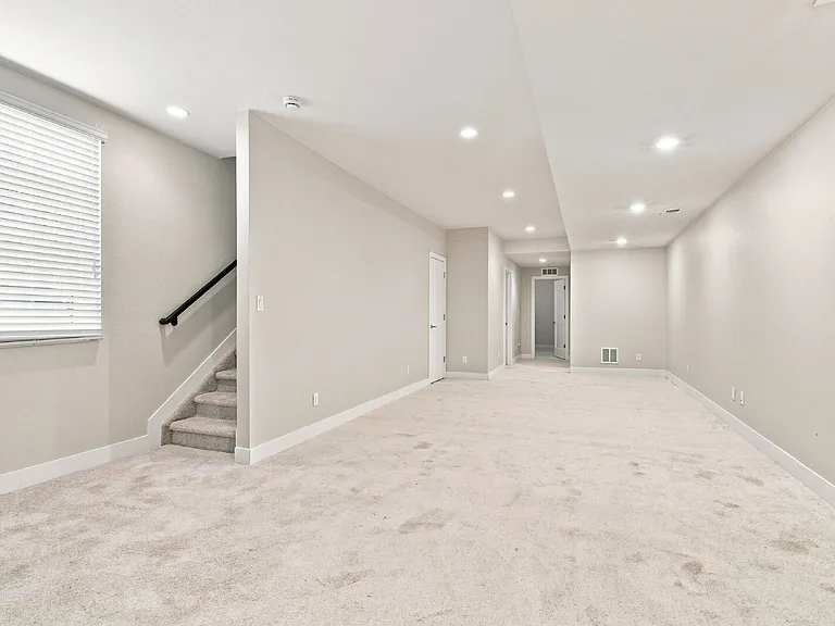 3078 S Lincoln St — Photo 29