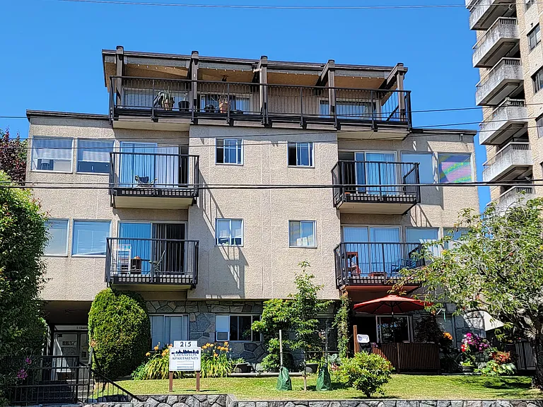 215 Carnarvon St #204 — Photo 2