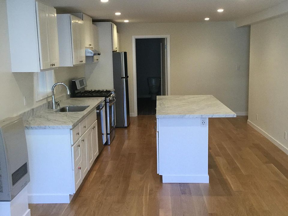 1st image of 2621 Laguna St APT 5