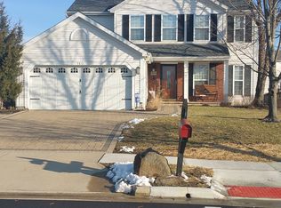 160 Harbinger Dr, Groveport, OH