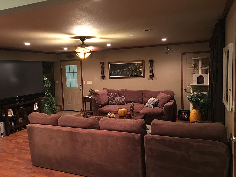 1st image of 101 Stonecrest Ln