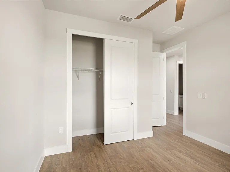 3518 NE 21st Pl — Photo 26