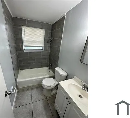 2031 W 9th St #3 — Photo 8