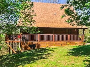 505 Royal Coachman Dr, Pigeon Forge, TN 37863