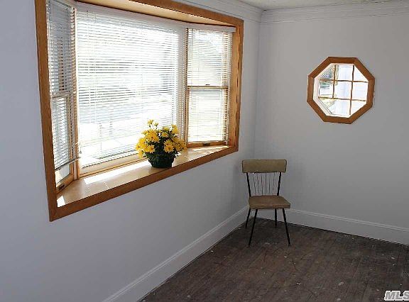 2nd image of 84 Adams St