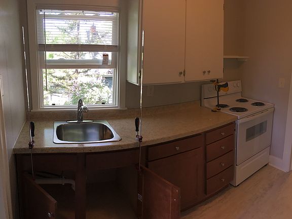 Upper North Unit- Kitchen