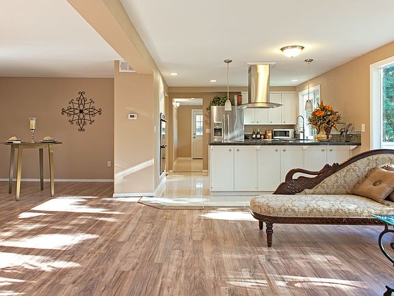 5th image of 5508 88th Street Ct E
