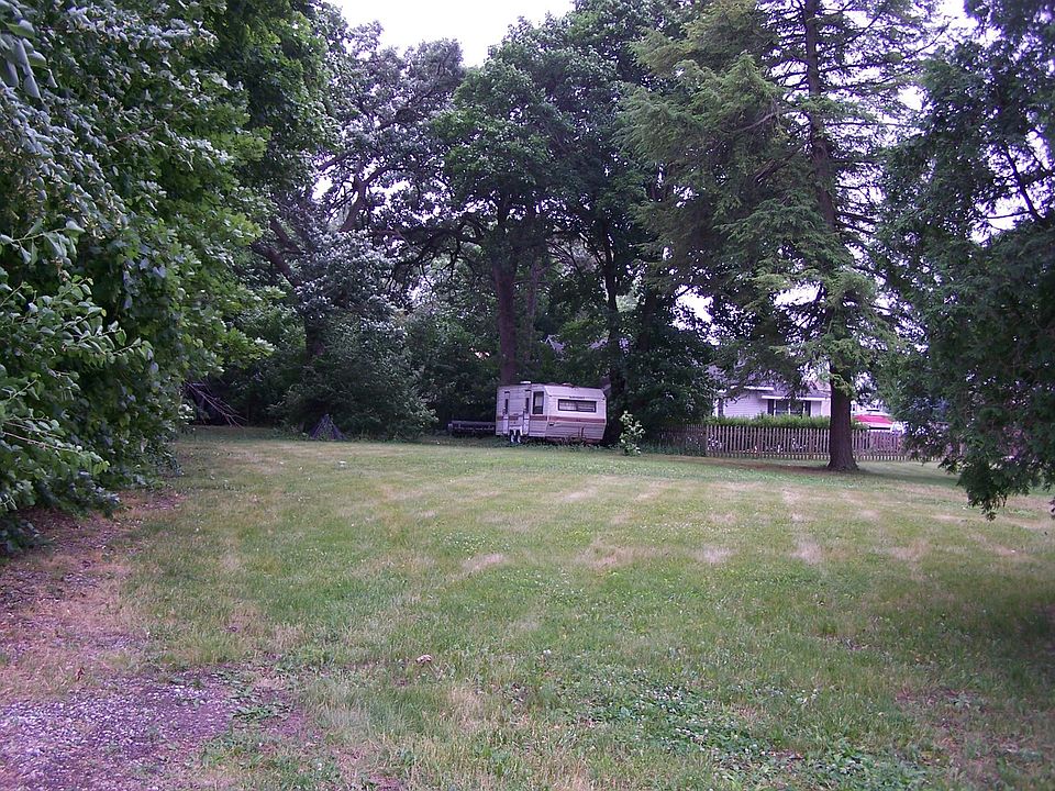 1st image of 1715 River Terrace Dr