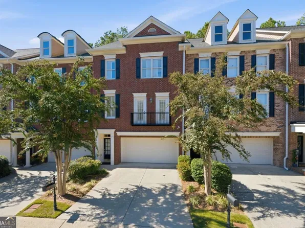 576 Vinings Estates Dr SE, Mableton, GA 30126