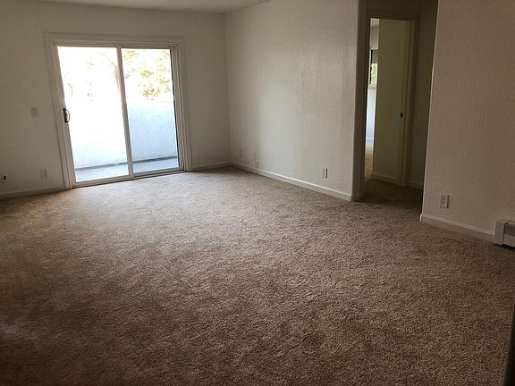 3rd image of 1055 N Capitol Ave APT 62