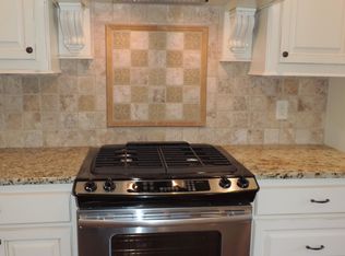 605 Chambord Dr, Brandon, MS 39042