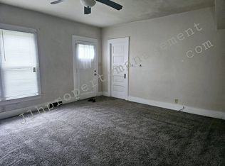 9 E Jefferson St #10887808, Freeport, IL 61032