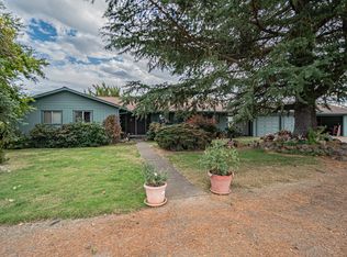 5275 Gebhard Rd, Central Pt, OR 97502