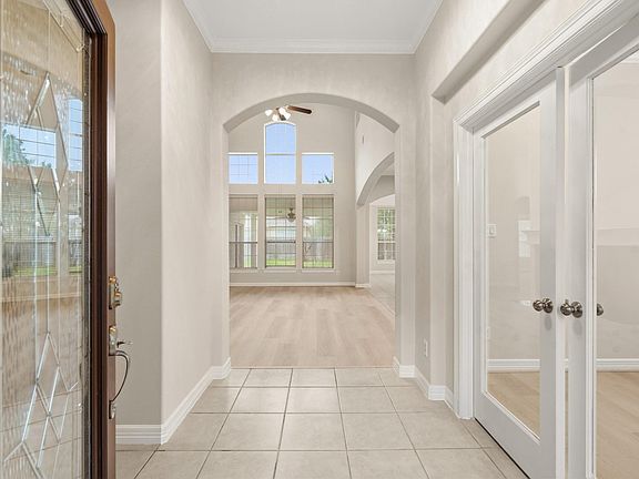 4th image of 14110 Avongate Ln