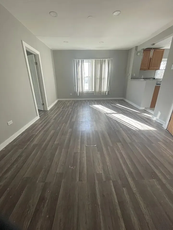 Building Photo - 10730 S Lafayette Ave #2