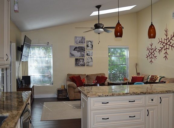 5th image of 18003 SW 88th Pl