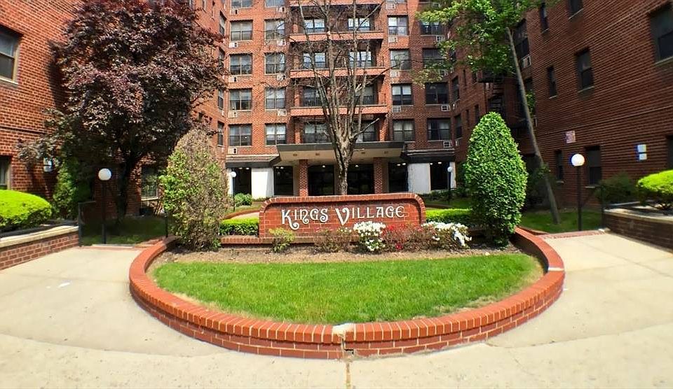 1st image of 1200 E 53rd St APT 2B