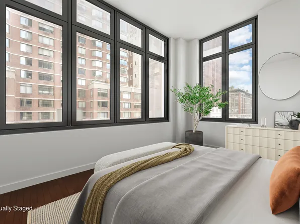 101 West 24th Street image 5 of 17