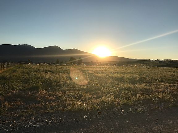 4th image of Nhn Farmview Ln