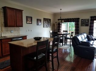 355 E Summit St #1, Milford, MI 48381