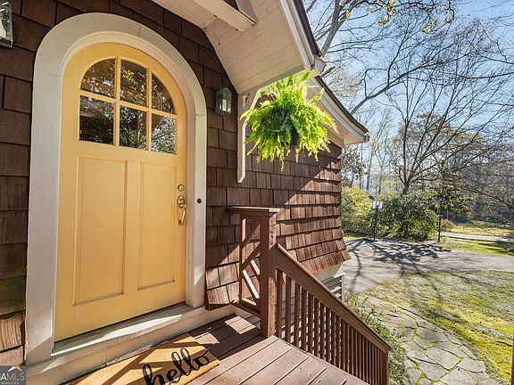 3rd image of 335 Winnona Dr