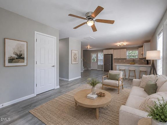 5th image of 255 Erwin Rd #A