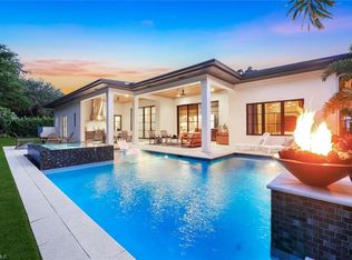 1546 Mandarin Rd, Naples, FL 34102