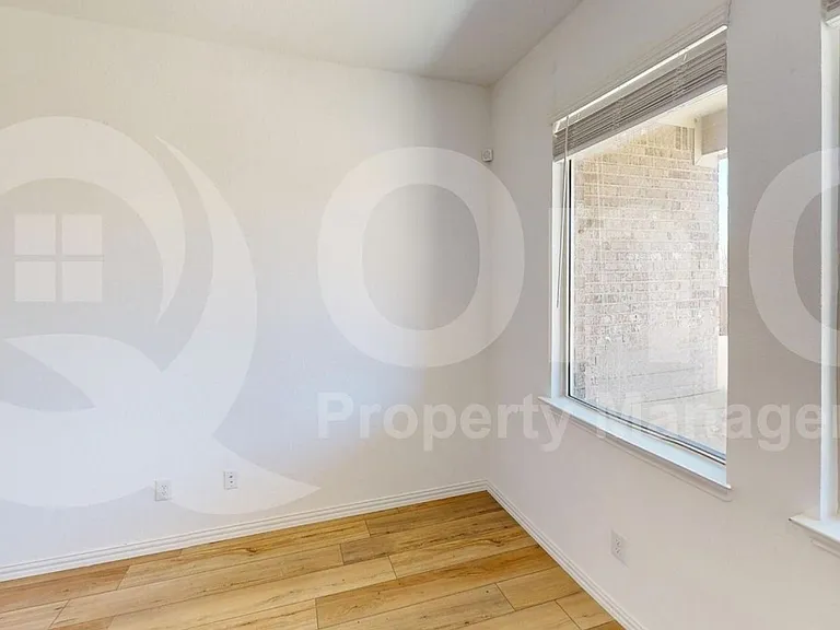 1108 Chip St — Photo 6