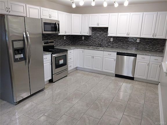 2nd image of 1410 Landis Dr