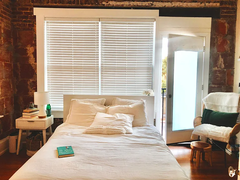 809 W Platt St #7 — Photo 10