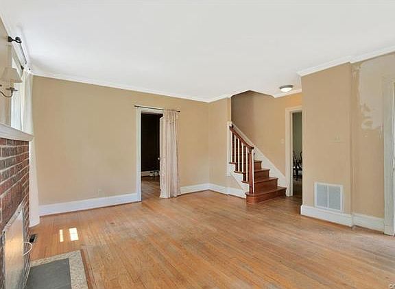 4th image of 6347 Elkhardt Ln
