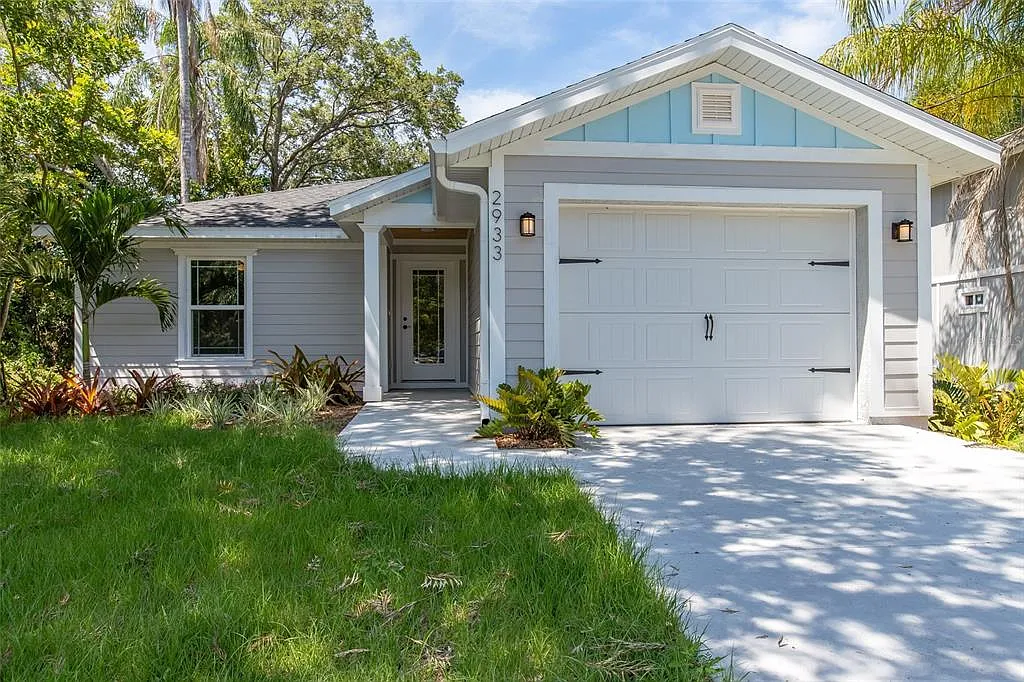 3 bed, 2.0 bath, 1529 sqft, $5,700 — Photo 1