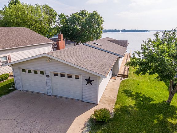 2nd image of 3008 Lakeview St