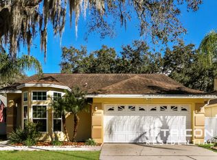 4004 Moreland Dr, Valrico, FL 33596