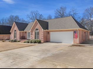 111 Maple Wood St, Florence, AL 35633
