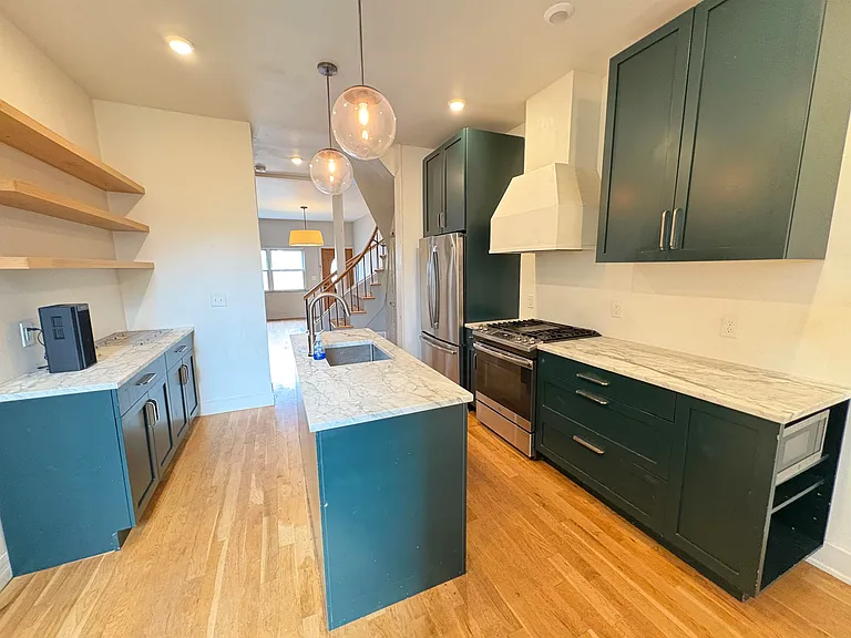 75A Lexington Ave — Photo 9