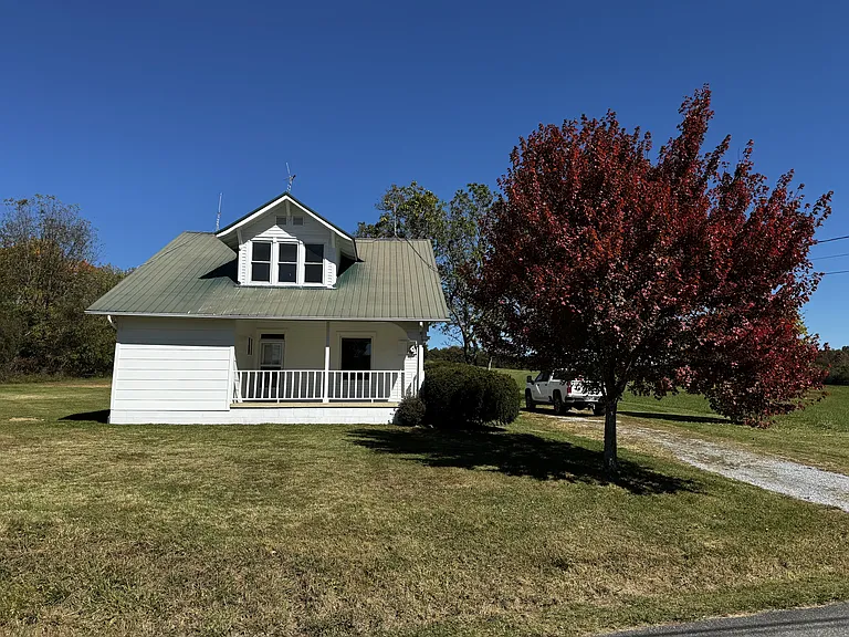 4305 Dulaney Rd — Photo 1