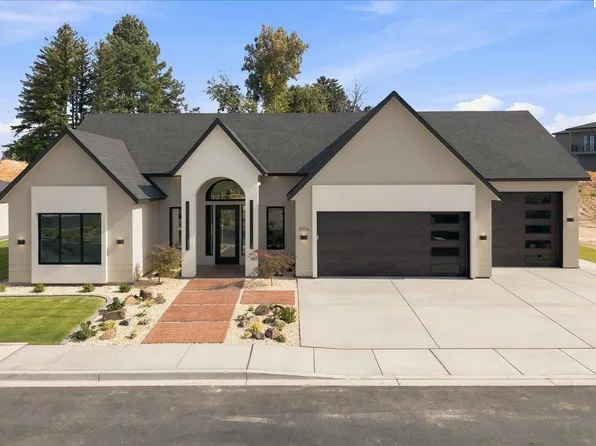 8016 W 12th Ave, Kennewick, WA 99336